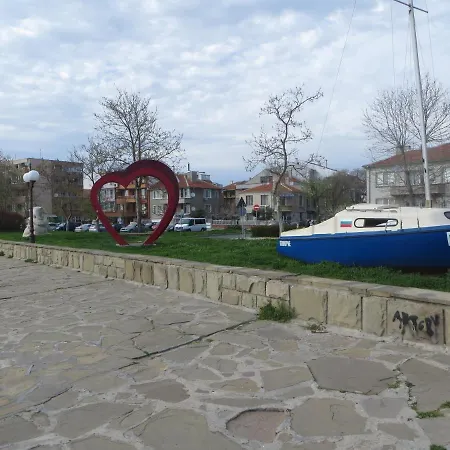 Pomorie apartment Apartament *