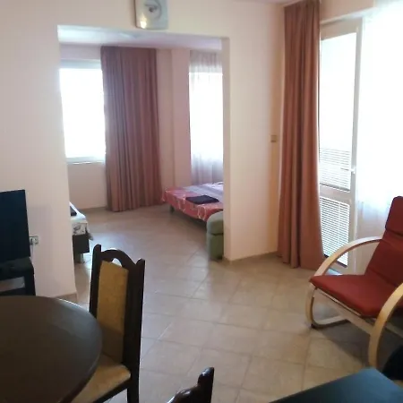 Pomorie apartment Apartament *